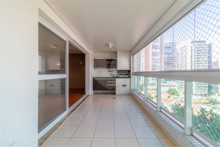 Apartamento à venda com 3 suítes em Brooklin, São Paulo, SP
