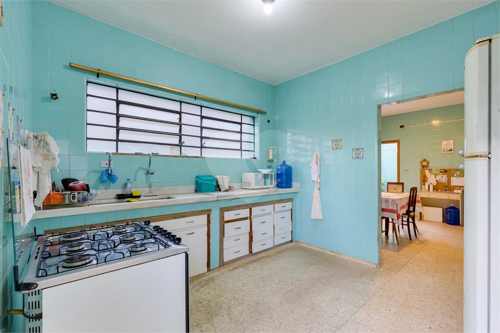 Casa à venda com 5 quartos, sendo 2 suítes, em Alto da Boa Vista, São Paulo, SP