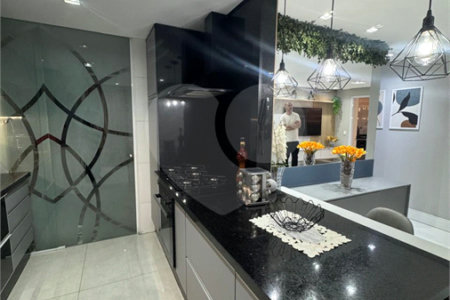 Apartamento à venda com 2 suítes em Vila Leonor, São Paulo, SP