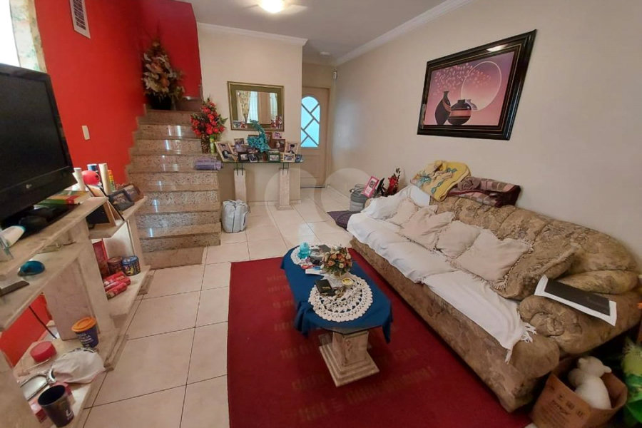 Sobrado à venda com 3 quartos, sendo 1 suíte,  em Vila Mazzei, São Paulo, SP