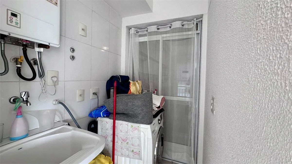 Apartamento à venda com 2 quartos em Jardim Esmeralda, São Paulo, SP