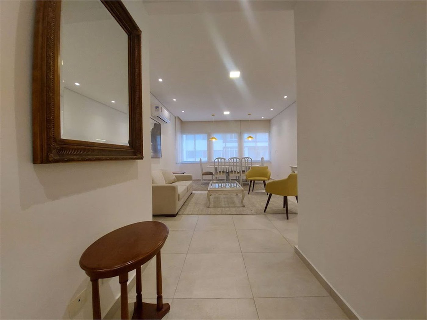 Apartamento com 4 dormitórios à venda, 120 m² por R$ 700.000,00 - Pitangueiras - Guarujá/SP