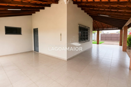 Casa para alugar com 3 quartos, sendo 2 suítes, em Jardim Alvorada, Três Lagoas, MS