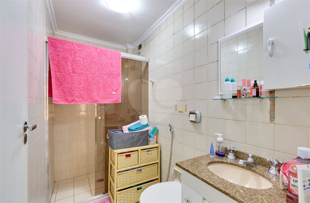 Apartamento à venda com 4 quartos, sendo 1 suíte, em Jardim Marajoara, São Paulo, SP