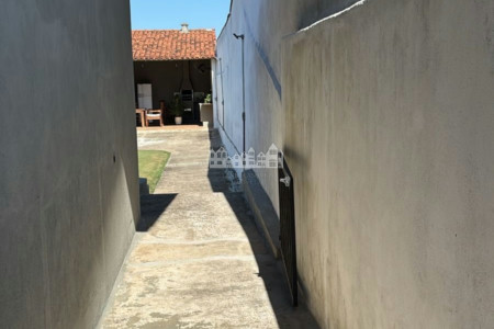 Casa à venda com 2 quartos, sendo 1 suíte, em Jardim dos Pinheiros, Atibaia, SP