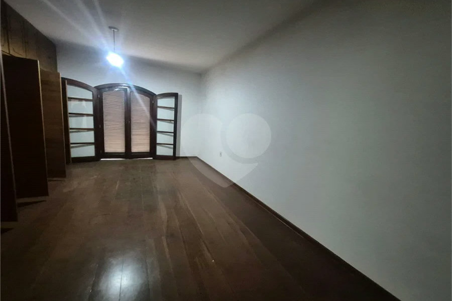 Sobrado à venda ou para alugar com 3 suítes em SERRA DA CANTAREIRA, Mairiporã, SP