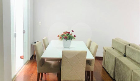 Casa Térrea à venda com 3 quartos, sendo 1 suíte,  em Jardim Londrina, São Paulo, SP