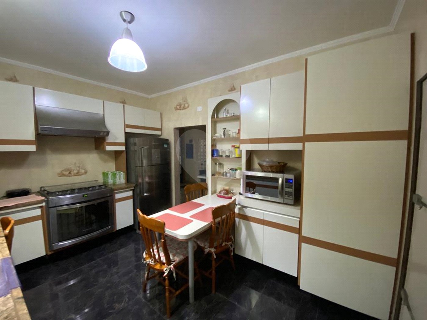 Casa à venda com 5 quartos, sendo 1 suíte,  no condomínio Casa, São Paulo - SP