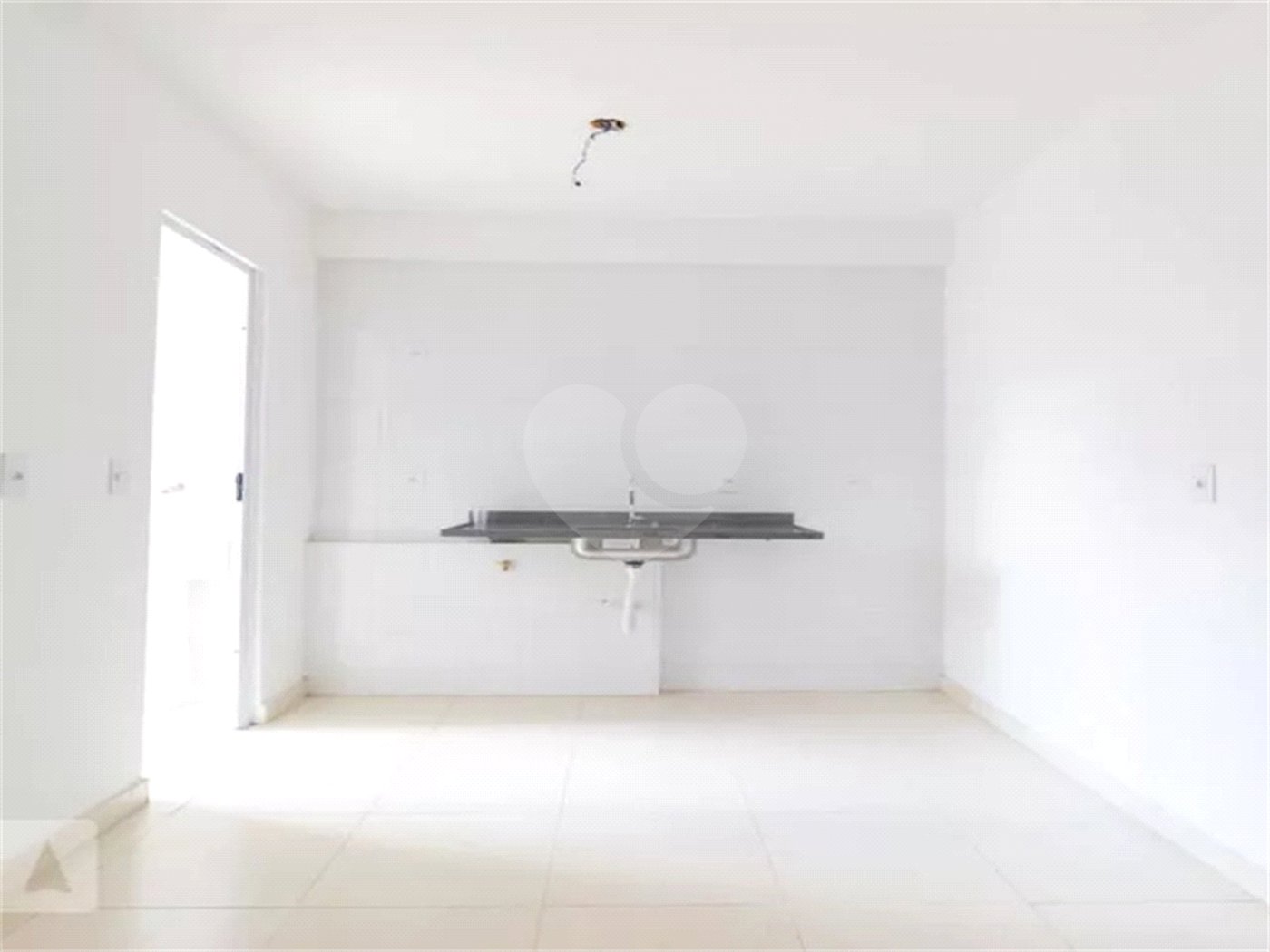 Apartamento à venda com 2 quartos, sendo 1 suíte, em Vila Nivi, São Paulo, SP