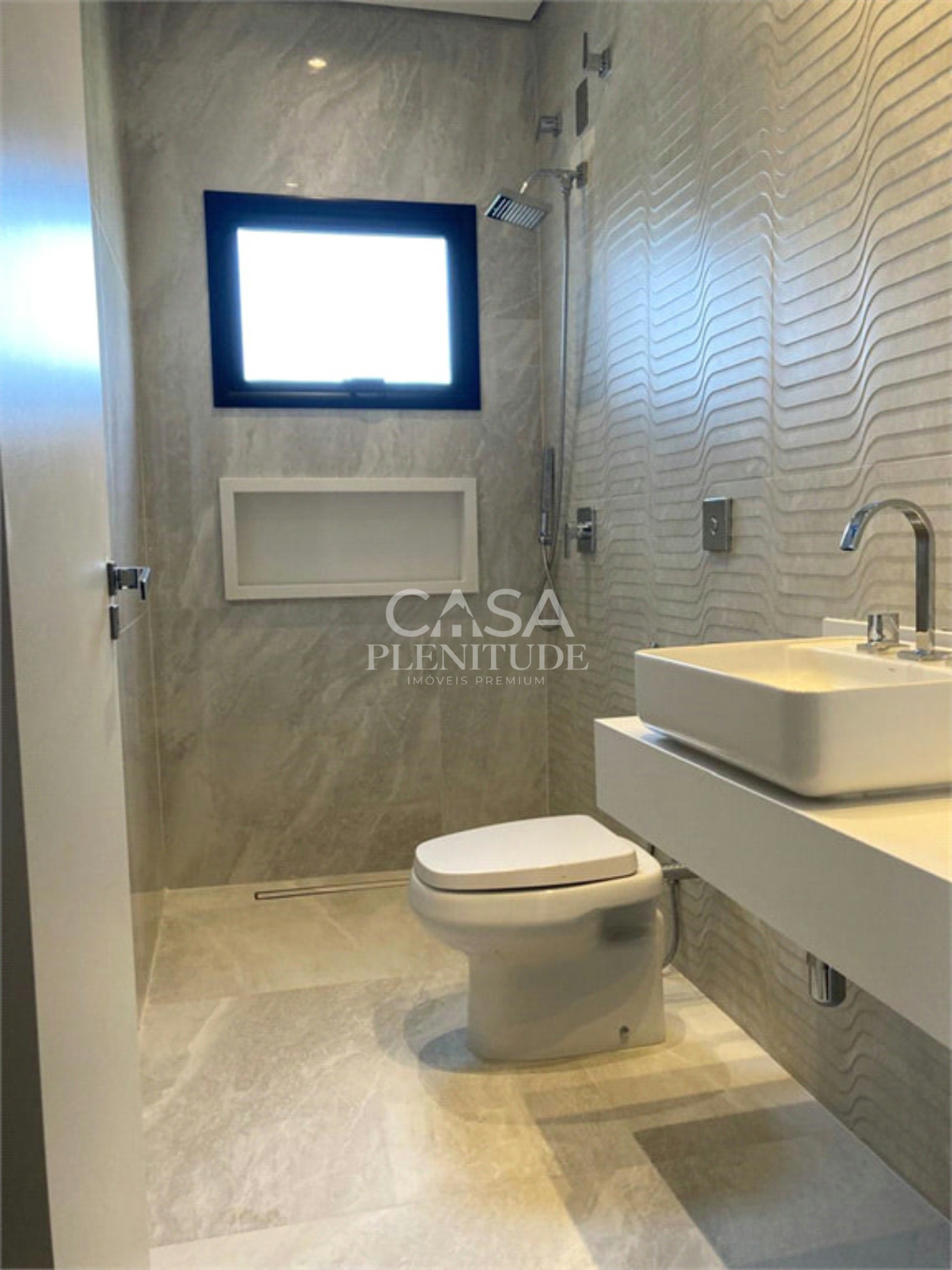 Casa em condomínio à venda com 4 suítes em Vila Martins, Itu, SP