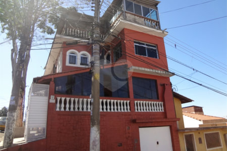Casa à venda com 3 quartos, sendo 1 suíte, em Vila Medeiros, São Paulo, SP