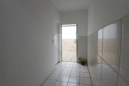 Casa para alugar com 3 quartos em Vila Hamburguesa, São Paulo, SP