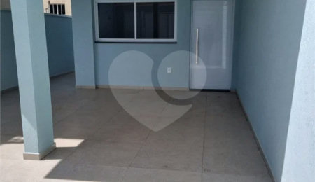Casa à venda com 3 quartos, sendo 1 suíte,  em Residencial São Bernardo, Poços de Caldas, MG