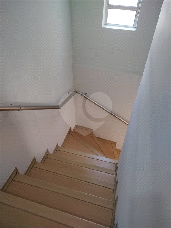 Sobrado à venda com 3 quartos, sendo 1 suíte,  em Vila Santo Estéfano, São Paulo, SP