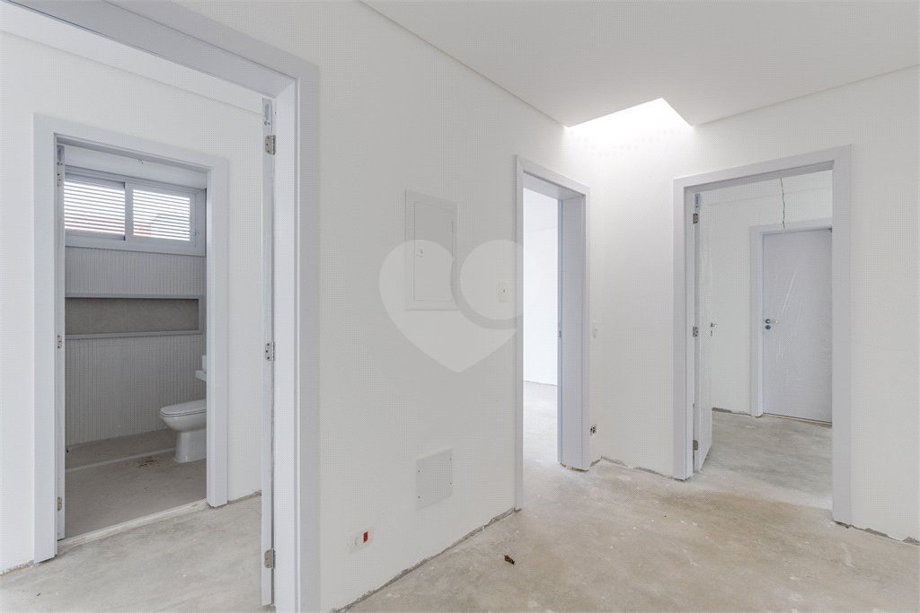 Casa à venda com 4 suítes no condomínio Venezia, São Paulo - SP