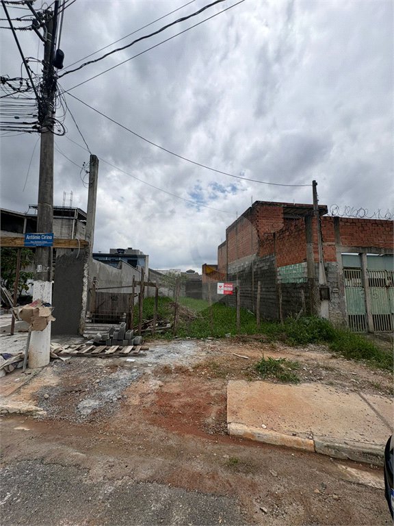 Terreno à venda em Jardim Quaresmeira II, Suzano, SP