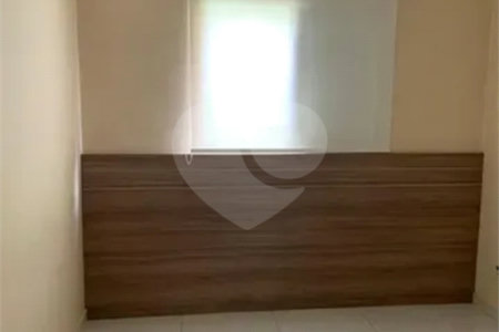 Casa à venda com 3 quartos no condomínio Esplanada, Jacareí - SP