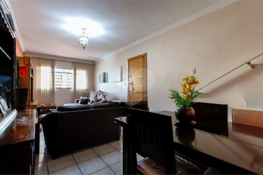 Sobrado à venda com 3 quartos, sendo 1 suíte, em Vila Nova Mazzei, São Paulo, SP