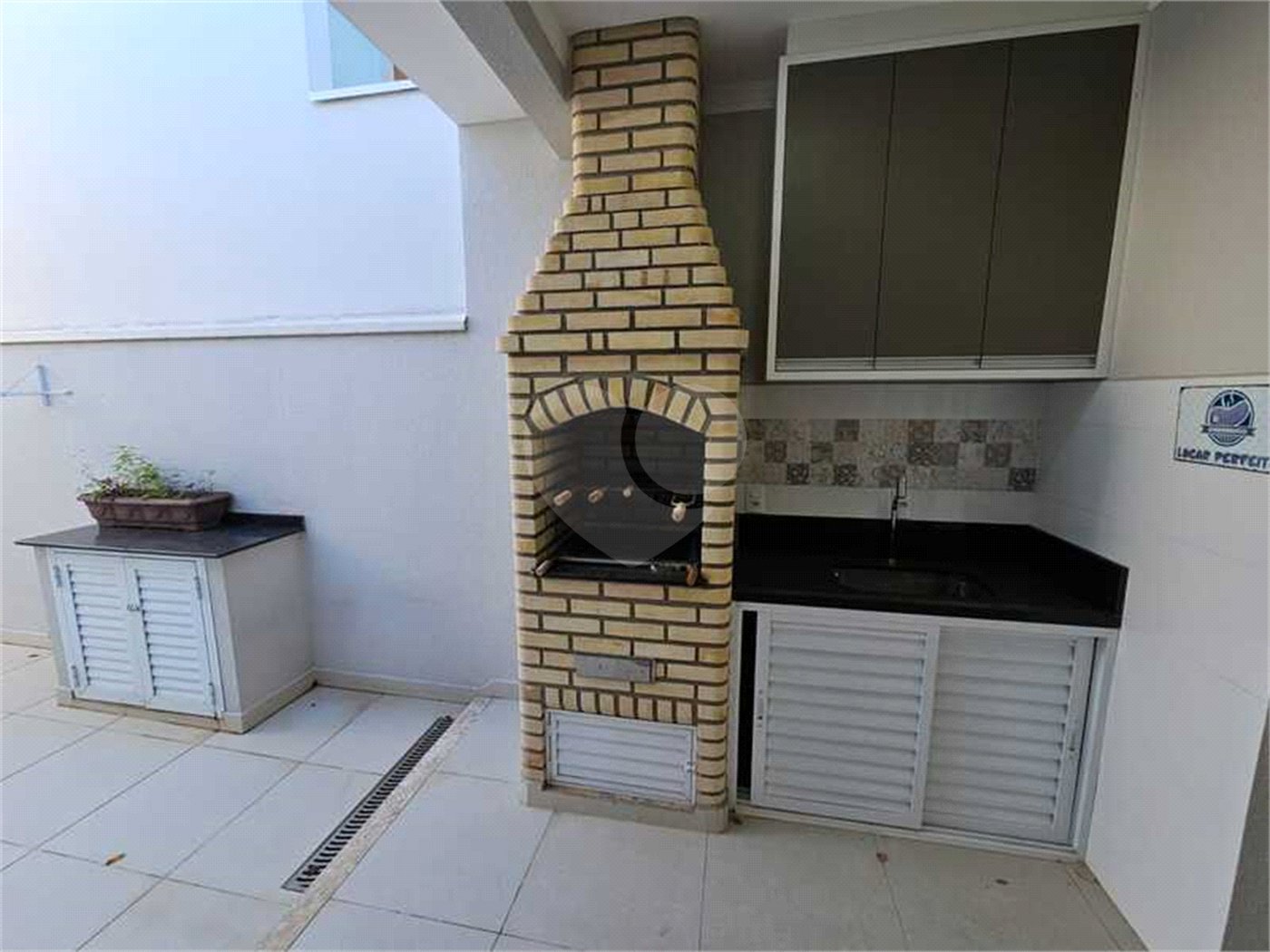 Casa à venda com 3 quartos, sendo 1 suíte, no condomínio Vista Verde, Indaiatuba - SP