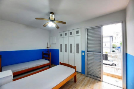 Apartamento com 2 dormitórios à venda na Enseada – 500 metros da praia