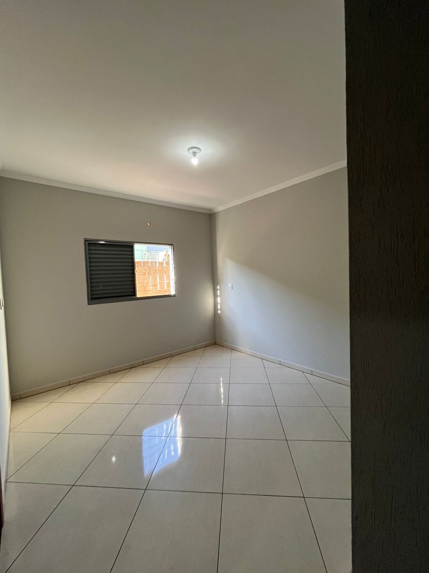 Casa à venda com 4 quartos, sendo 1 suíte,  em Jardim Maristela, Três Lagoas, MS