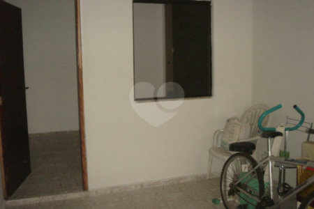 Sobrado à venda com 6 quartos, sendo 2 suítes,  em Santana, São Paulo, SP