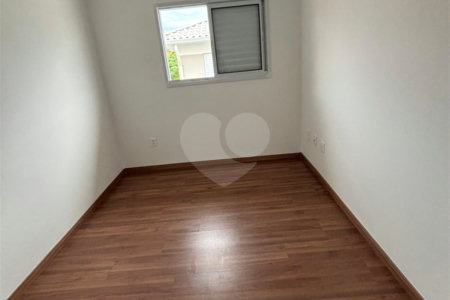 Casa à venda ou para alugar com 3 quartos, sendo 1 suíte,  no condomínio Residencial Villa Flora, Votorantim - SP