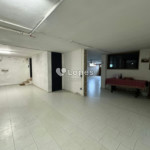 Casa multifamiliar à venda em Verona, Itália – 3 unidades e 12.000 m²
