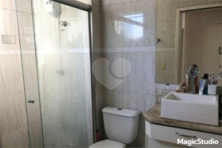 Casa de Vila à venda com 3 quartos em Vila Curuçá, São Paulo, SP