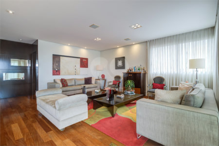 Apartamento à venda com 4 suítes em Brooklin Paulista, São Paulo, SP