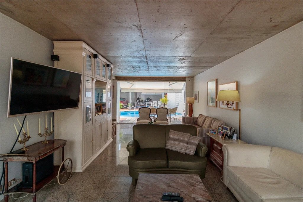 Casa à venda com 4 quartos, sendo 3 suítes, em Jardim Panorama, São Paulo, SP