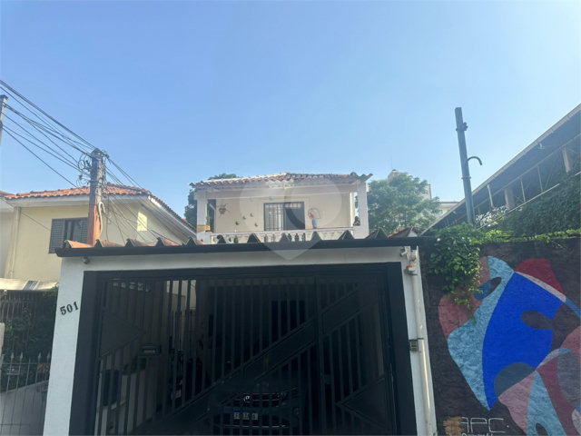 Sobrado à venda com 4 quartos, sendo 2 suítes,  em Santana, São Paulo, SP