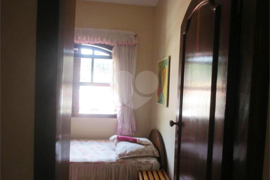 Sobrado à venda com 4 quartos, sendo 1 suíte, em Tucuruvi, São Paulo, SP