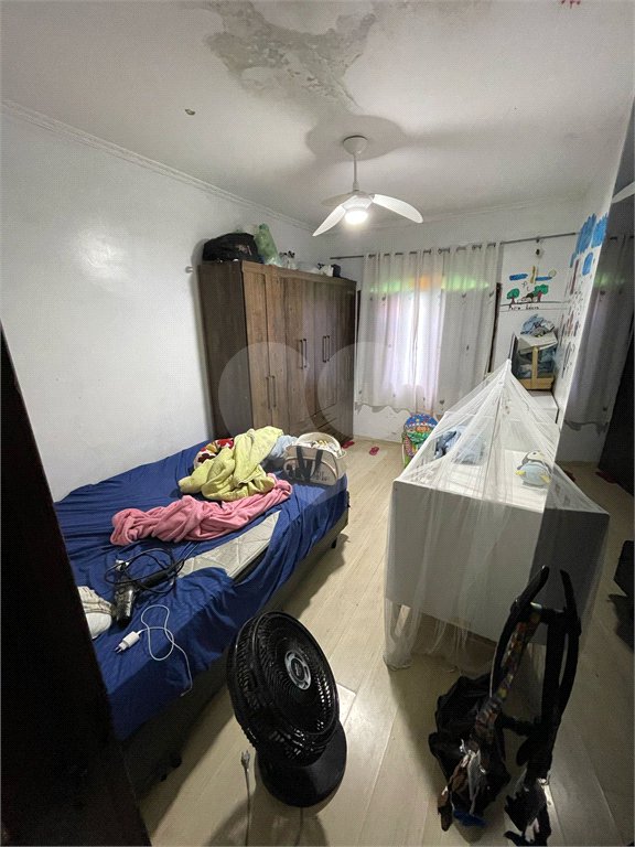 Casa à venda com 3 quartos, sendo 1 suíte, em Vila Júlia, Poá, SP