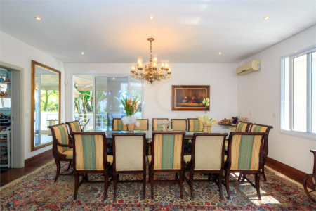 Casa à venda com 4 suítes no condomínio Vila Alba, São Paulo - SP