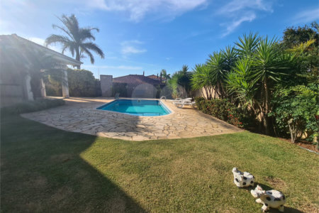 Casa à venda com 3 suítes no condomínio Vinhas da Vista Alegre - Lado Sede, Vinhedo - SP