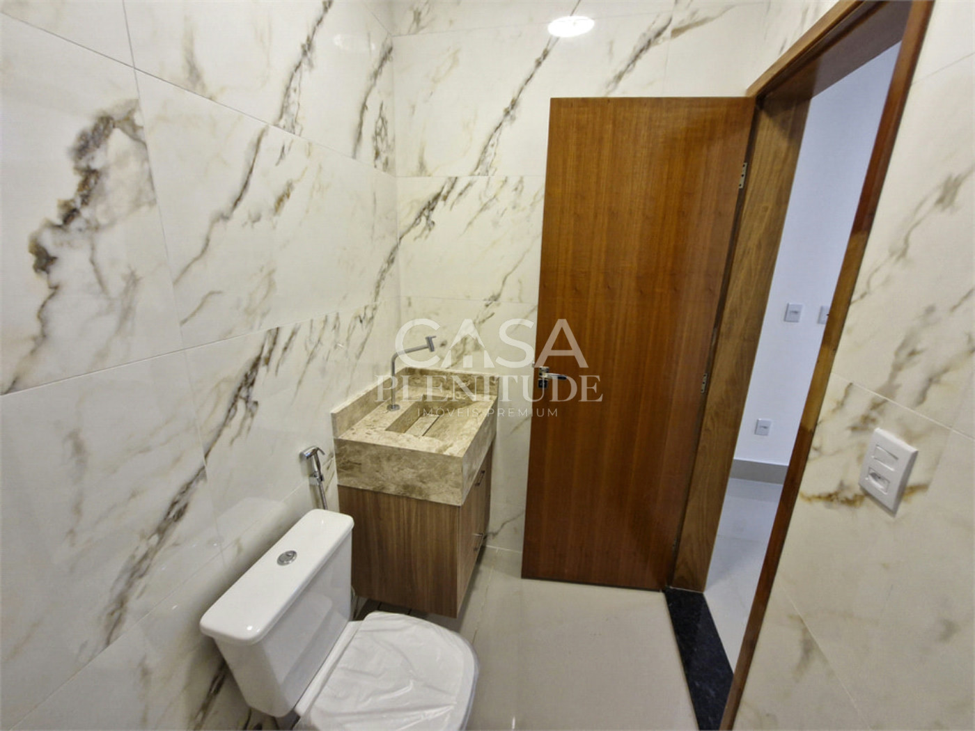 Casa em condomínio à venda com 3 quartos, sendo 1 suíte, em Cajuru do Sul, Sorocaba, SP