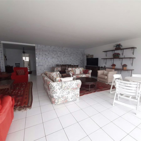 Apartamento Residencial à venda, Pitangueiras, Guarujá - AP0163.