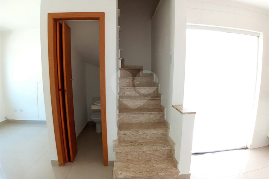 Casa à venda com 2 suítes no condomínio Residencial Vista Vila Guilherme, São Paulo - SP