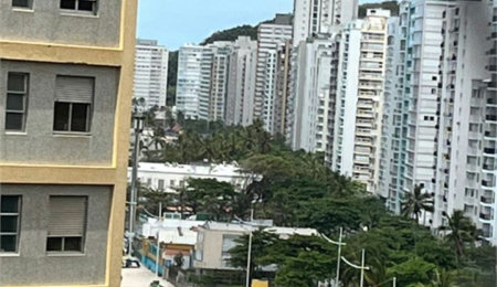 Apartamento com 3 dormitórios à venda, 100 m² por R$ 650.000,00 - Pitangueiras - Guarujá/SP