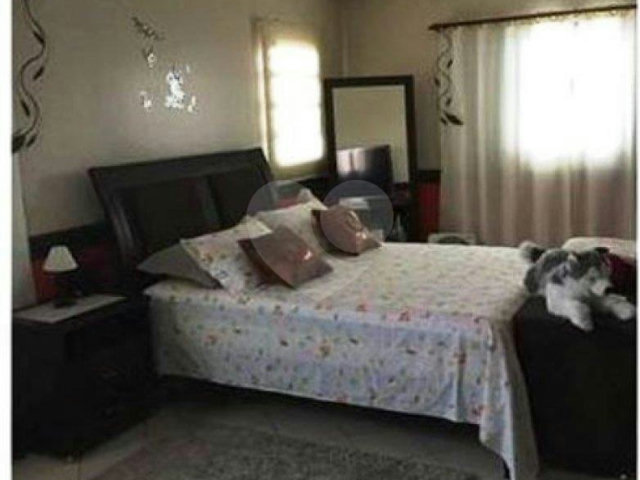 Sobrado à venda com 9 quartos, sendo 4 suítes,  em Vila Maria Alta, São Paulo, SP