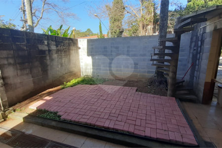 Casa à venda com 3 quartos, sendo 1 suíte, em Alto da Boa Vista, São Paulo, SP