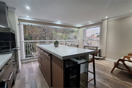 Apartamento à venda com 3 quartos, sendo 1 suíte,  em Vila Leonor, São Paulo, SP