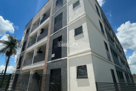 Apartamento à venda com 2 quartos, sendo 2 suítes, no Centro de Atibaia - SP