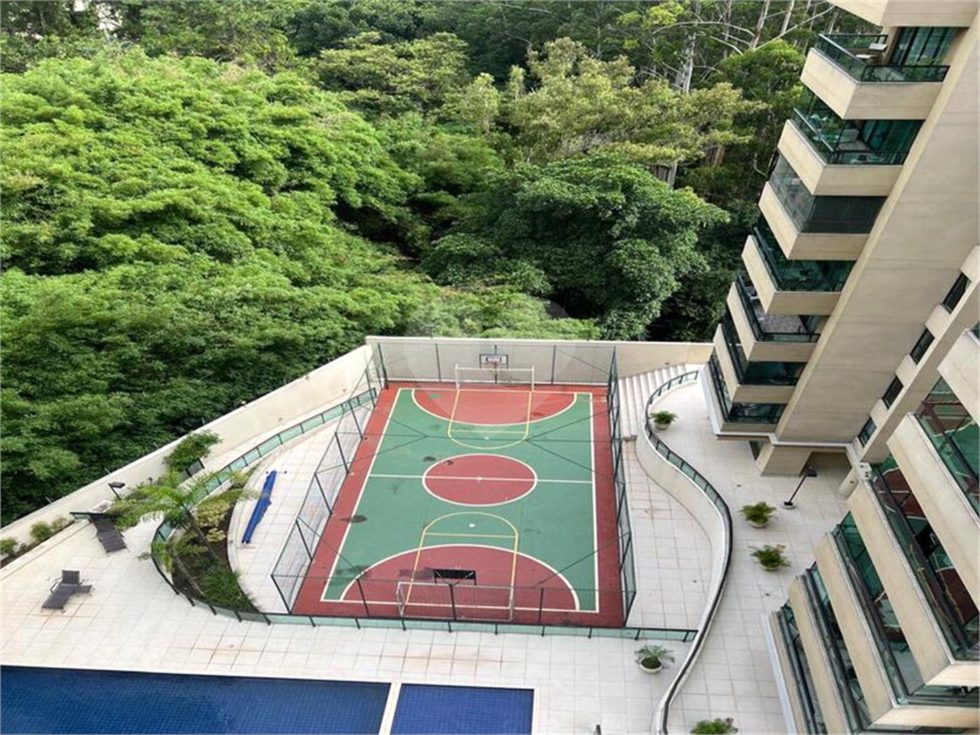 Apartamento à venda com 4 quartos, sendo 2 suítes, em Paraisópolis, São Paulo, SP