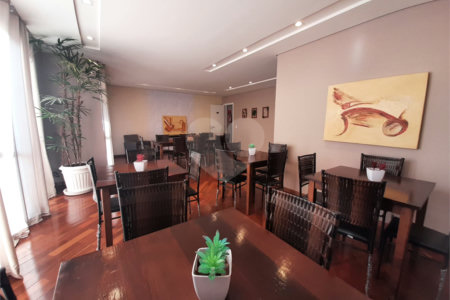 Apartamento à venda com 2 quartos, sendo 1 suíte, em Alto da Lapa, São Paulo, SP