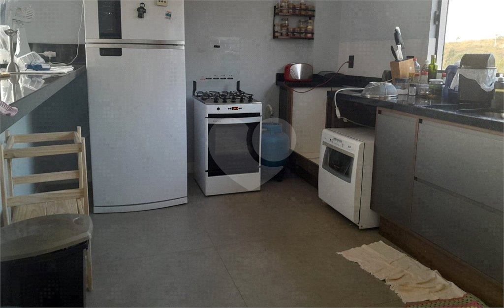 Chácara à venda com 4 suítes em Moreiras, Mairinque, SP