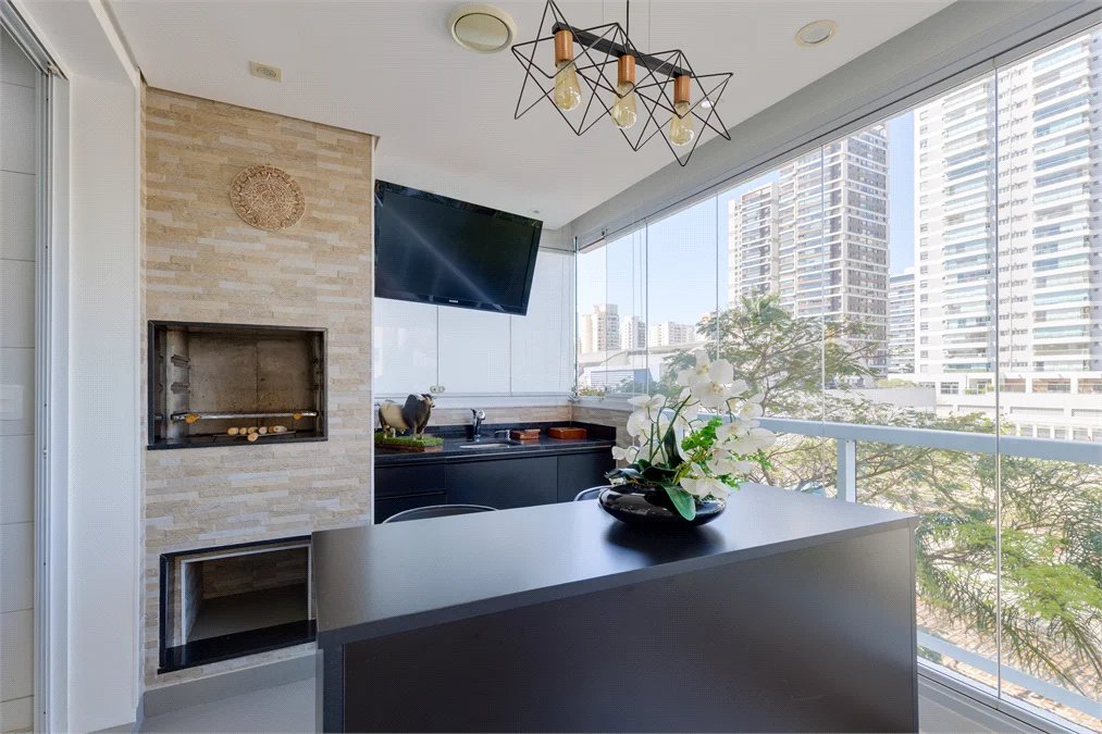 Apartamento à venda ou para alugar com 3 suítes em Cidade Monções, São Paulo, SP