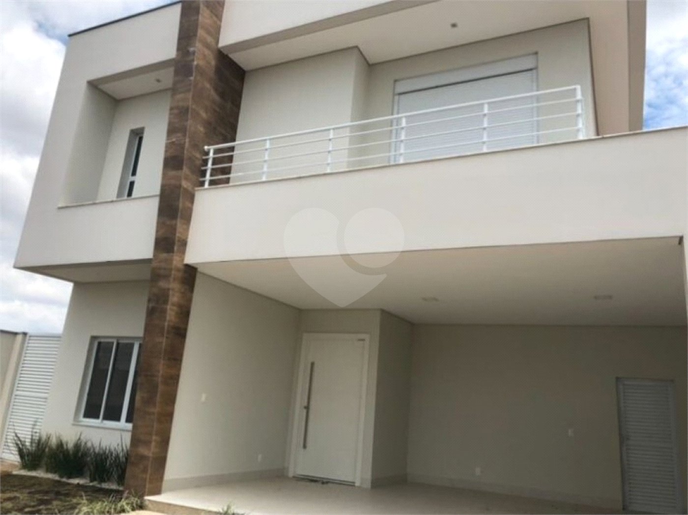 Casa à venda com 4 suítes no condomínio Chácara Ondina, Sorocaba - SP