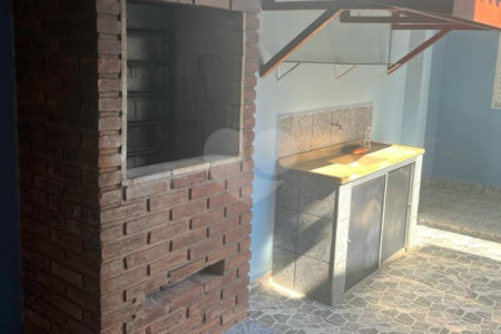 Casa à venda com 3 quartos em Jardim Itália, Itapetininga, SP